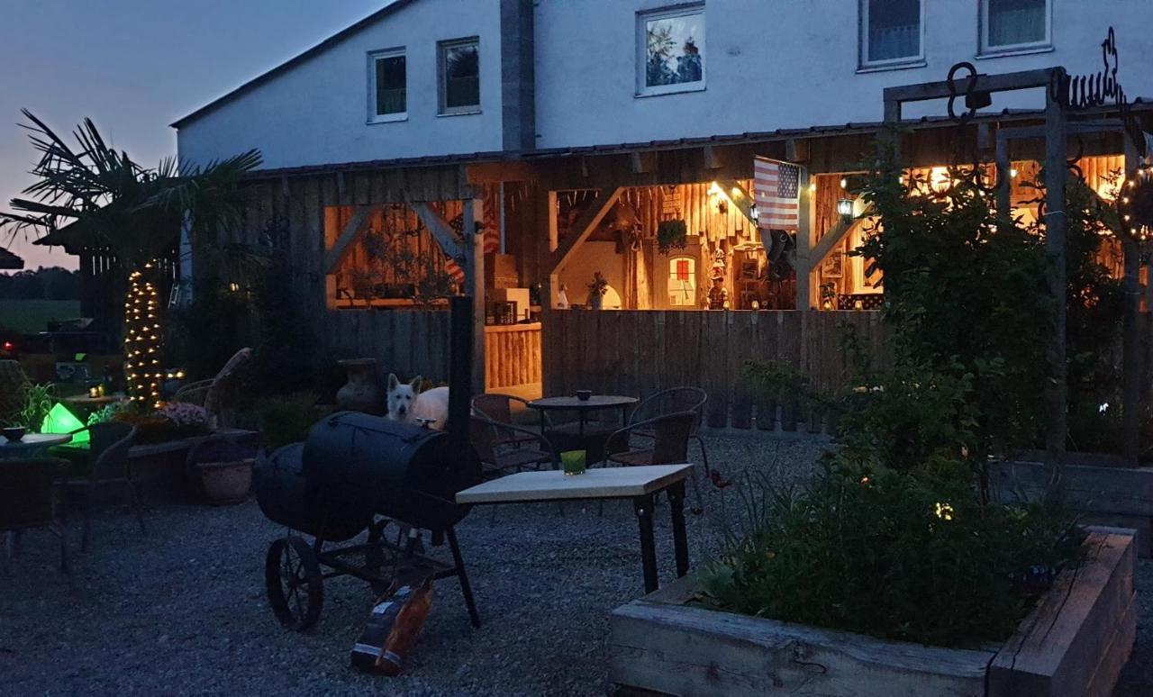 Bed and Breakfast Chrom Ranch Reiterhof Memmingen Exterior foto